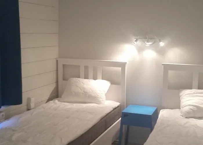 Senoji Vaistine בית הארחה